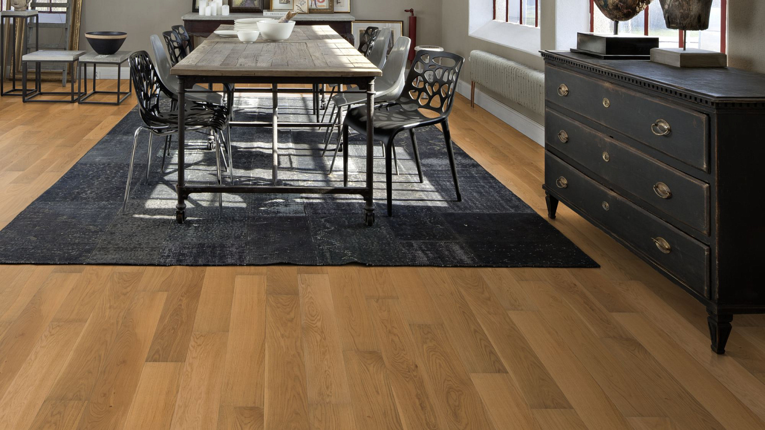 ДУБ 138 ЗЕРНИСТО КОРИЧНЕВЫЙ МАТОВЫЙ ЛАК 1П / ДУБ 4 STORY 138 GRAIN BROWN